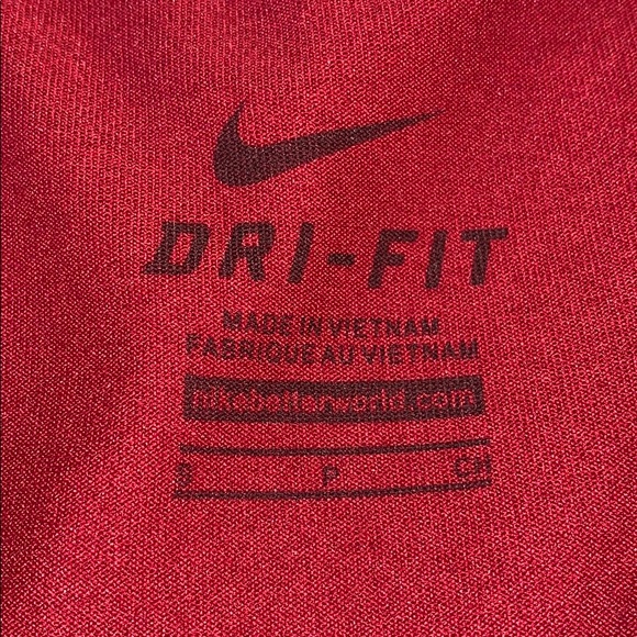 Men Nike dri fit shirt - Picture 4 of 4